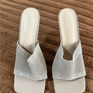 Elegant Cream Women's Slip-On Sandals